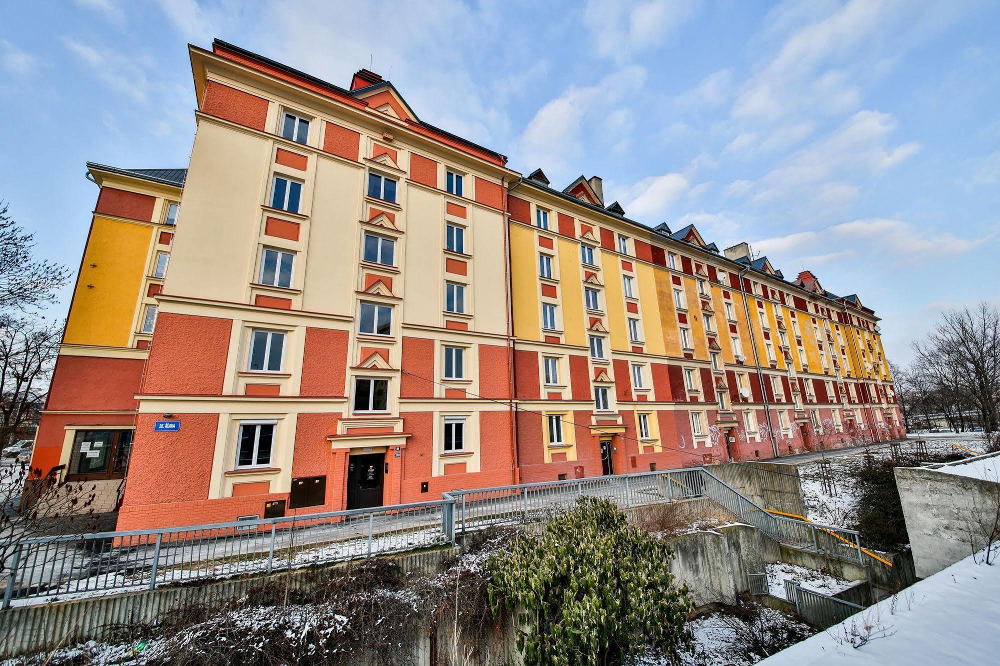 Vitom Apartments Ostrava Luaran gambar
