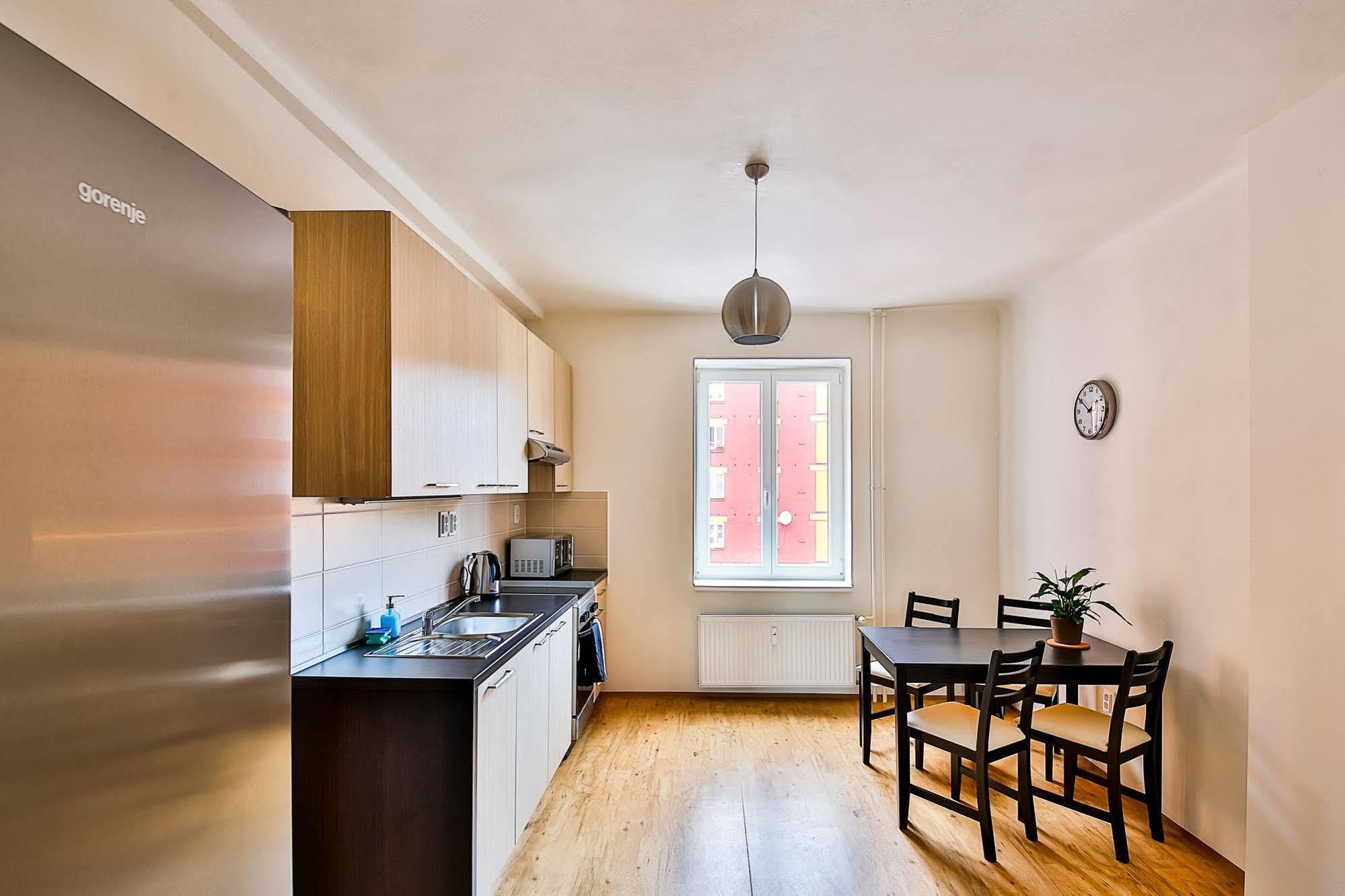 Vitom Apartments Ostrava Luaran gambar